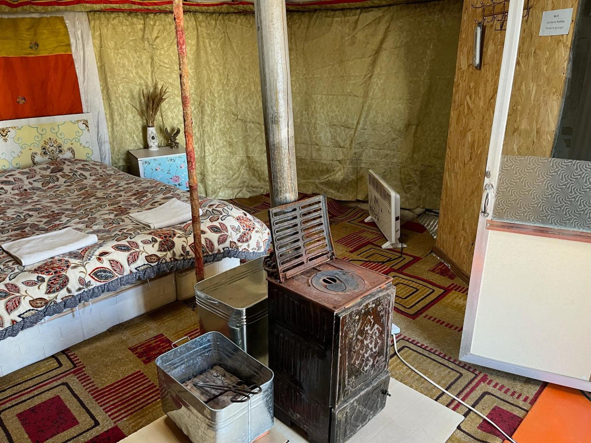 Gana'S Guest House And Tours Ulaanbaatar Ngoại thất bức ảnh