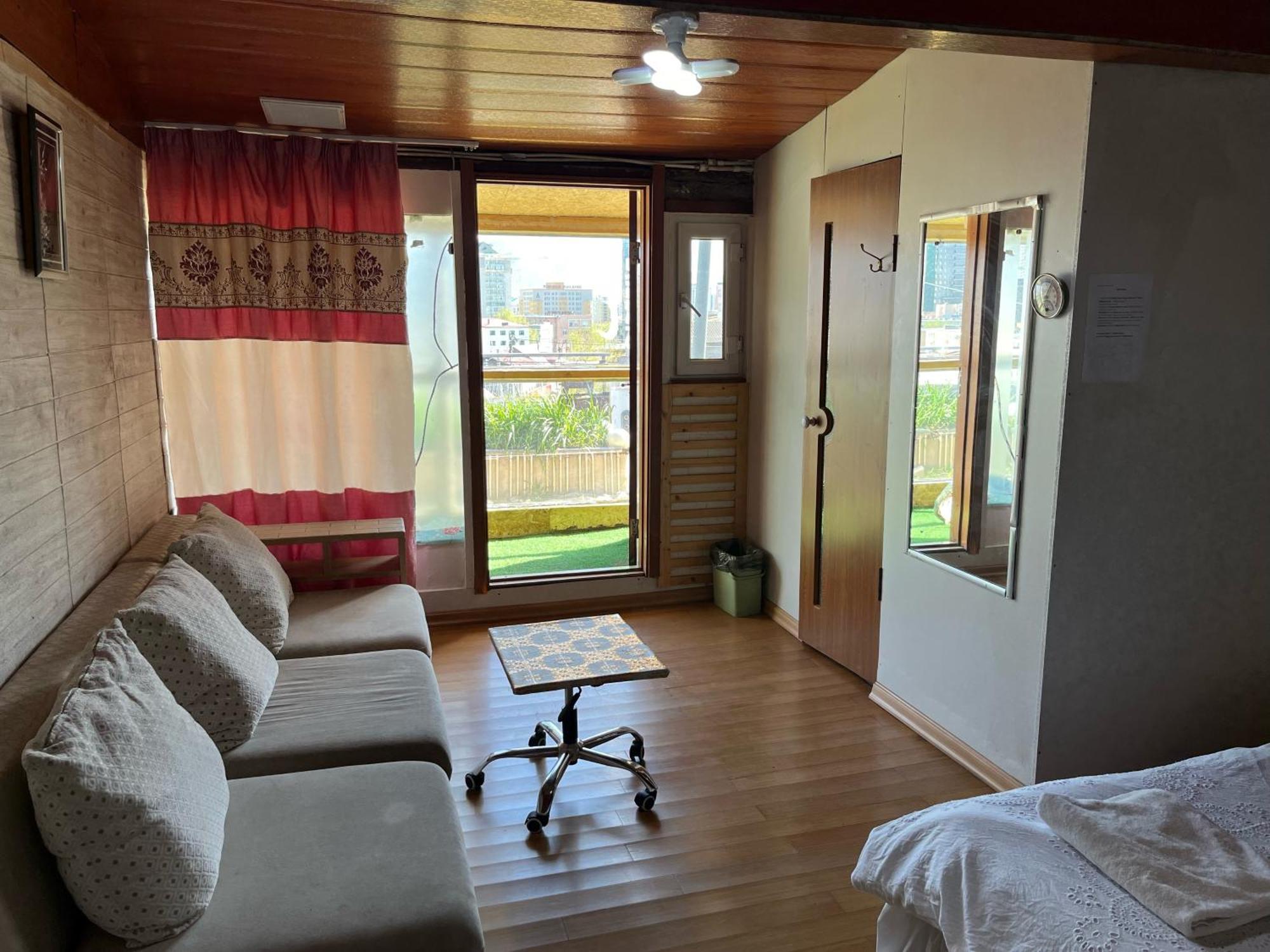 Gana'S Guest House And Tours Ulaanbaatar Ngoại thất bức ảnh